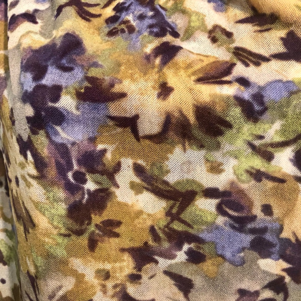 LOFT Multicolor Floral Blouse - Picture 3 of 6